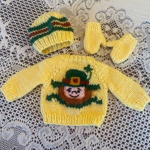 Hand-Knitted Leprechaun Set